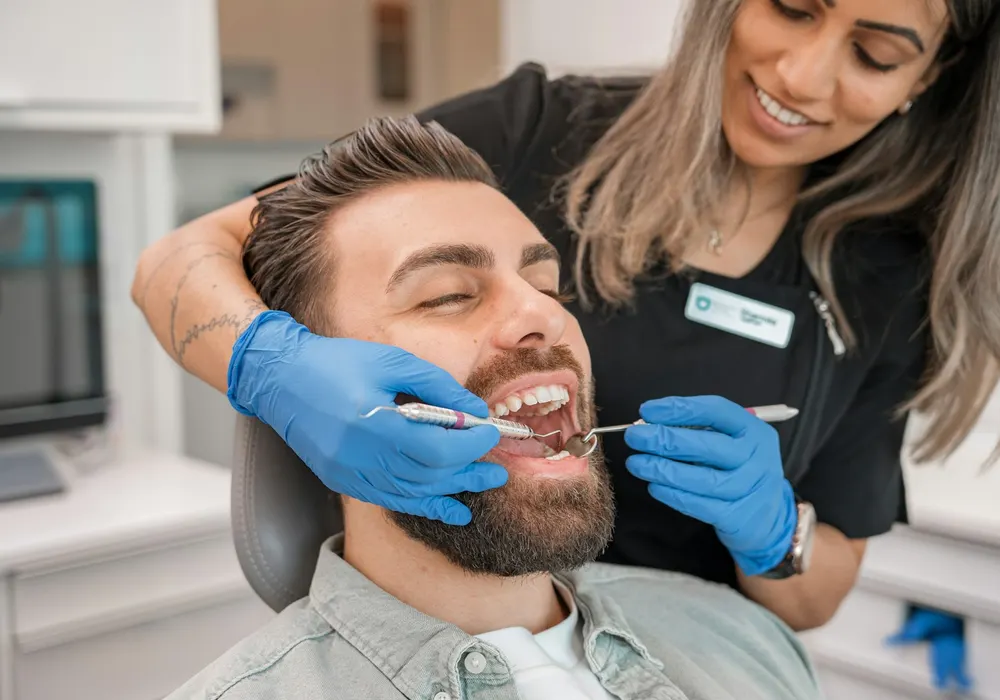 Emergency Dentistry at the Brighter Smile clinic in North Vancouver